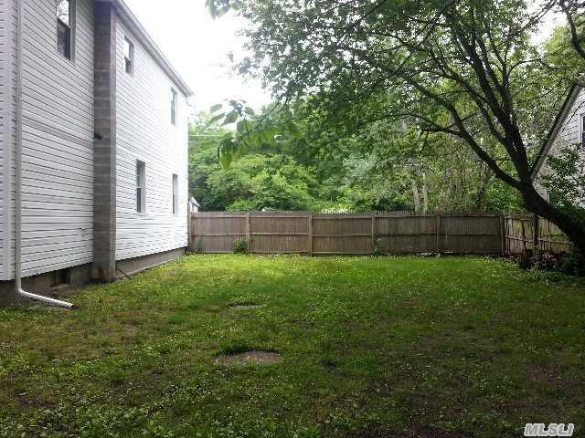 Listing photo 8